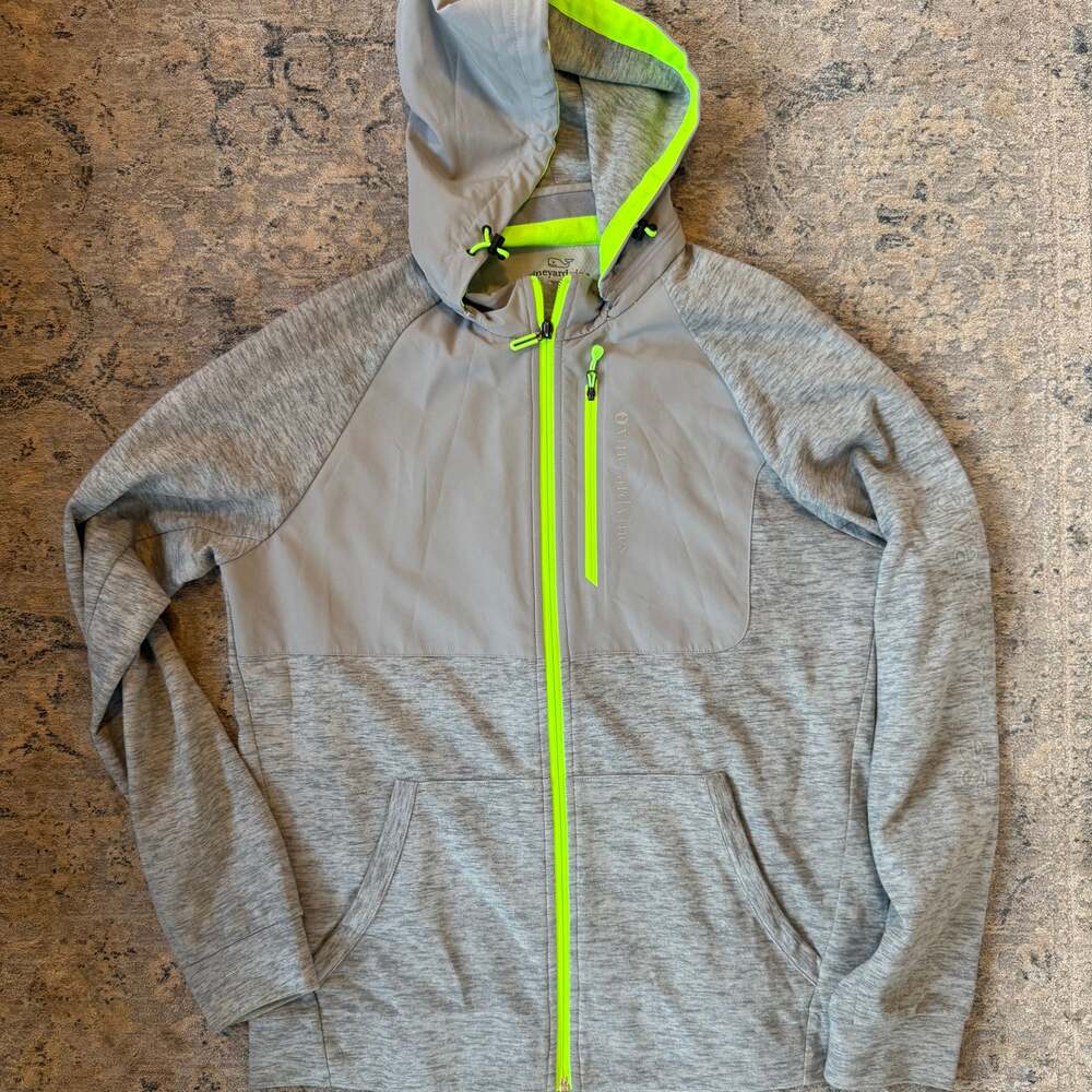 Vineyard Vines